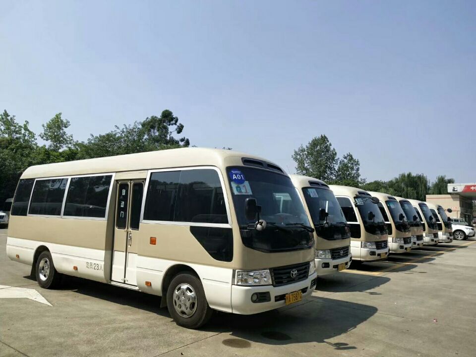 公司旅游租車(chē)
