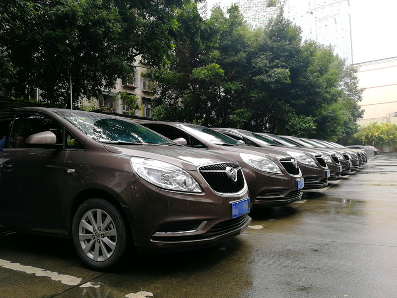 成都汽車(chē)租賃