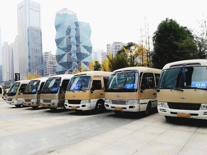 成都考斯特會(huì )展用車(chē)