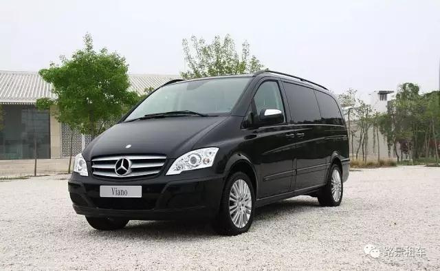 成都汽車(chē)租賃