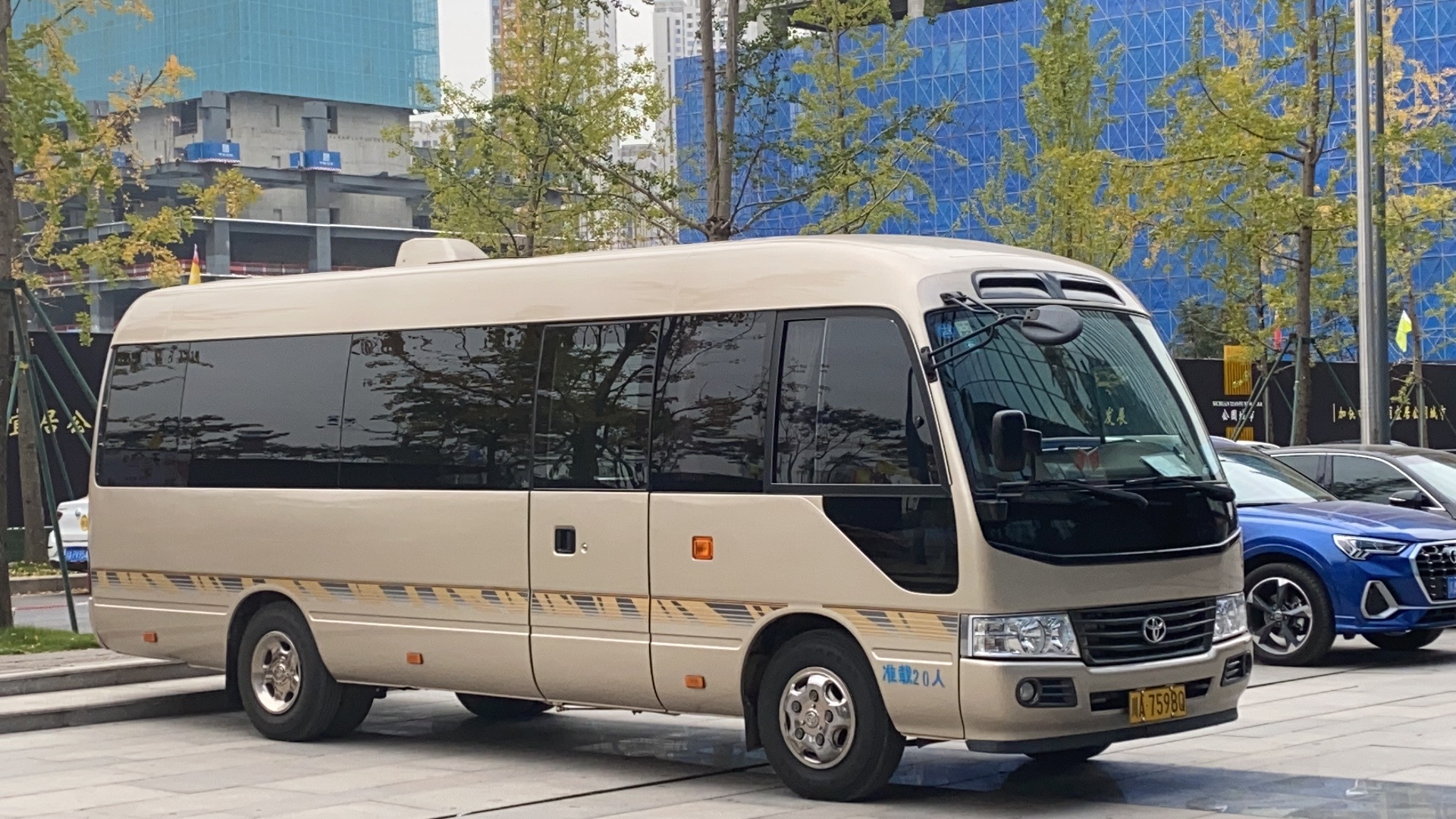 成都春節租車(chē)自駕回老家過(guò)年的租車(chē)價(jià)格是多少
