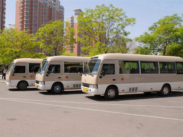 成都租商務(wù)車(chē)多少錢(qián)