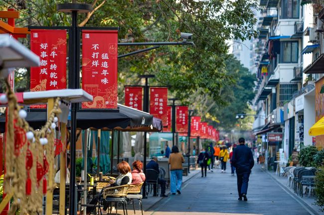 去成都租車(chē)自駕游，該吃的吃，該喝的喝