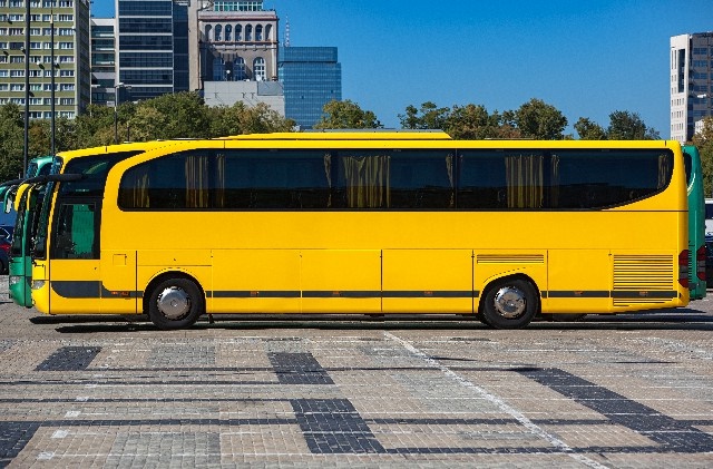 中巴車(chē)租賃