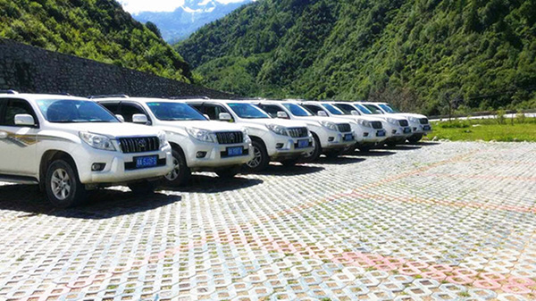 成都租車(chē)帶司機 成都租車(chē)帶司機