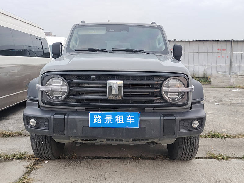 成都越野車(chē)租車(chē)公司